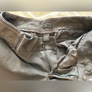 Banana Republic 6 regular pants